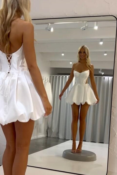 2025-mini-bridal-gown-for-informal-wedding-party-4