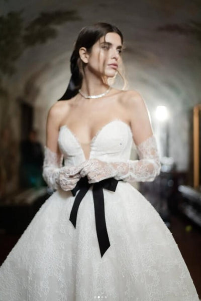 plunging-sweetheart-lace-wedding-dress-with-black-ribbon-belt-2