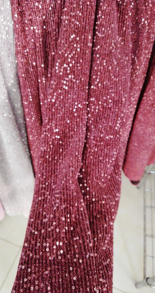 Black V-neck Bodice Sequin Prom Dresses with High Thigh-slit