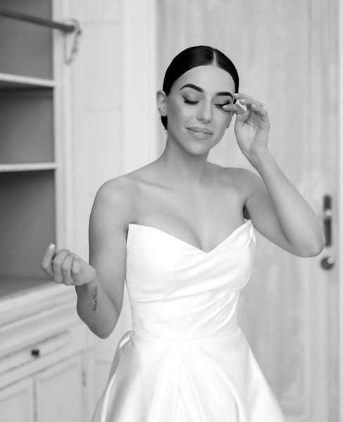 2023-a-line-satin-wedding-dresses-with-split-side-3