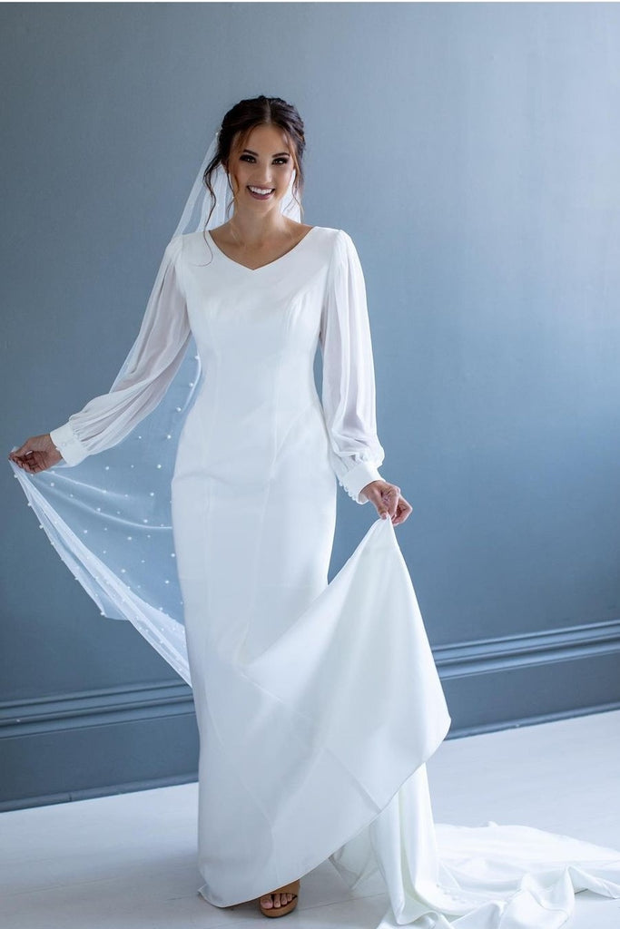 2023 Simply Wedding Gown with Chiffon Sleeves