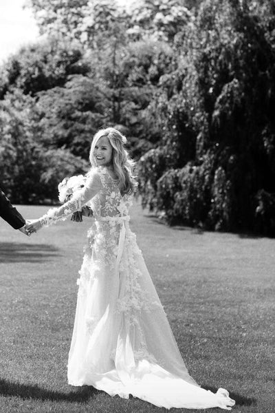3d-floral-lace-long-sleeves-bridal-gown-with-v-neckline