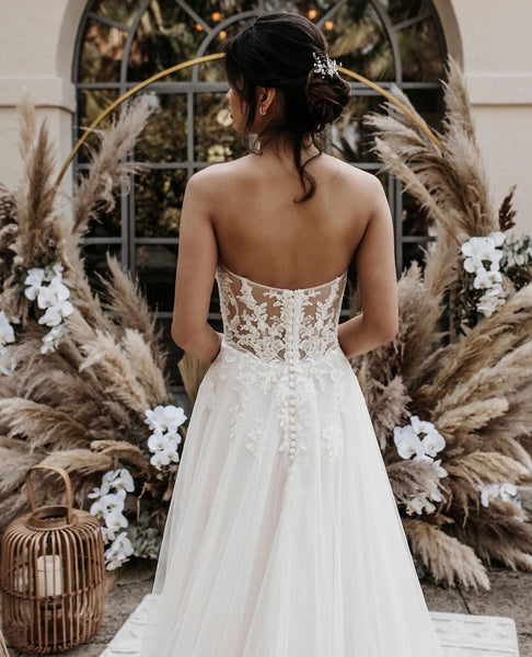 a-line-tulle-appliques-wedding-dress-with-detachable-straps-2