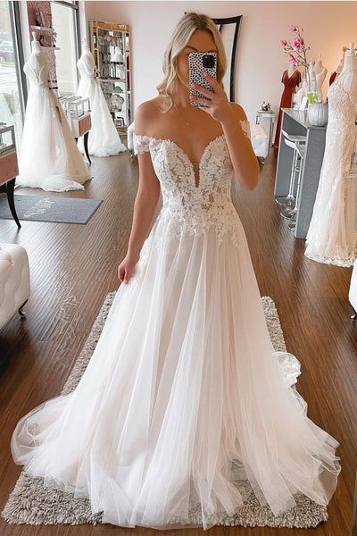 A-line Tulle Wedding Dress With Detachable Off The Shoulder Long