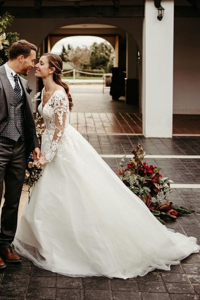 appliques-long-sleeves-wedding-dresses-with-tulle-skirt-2