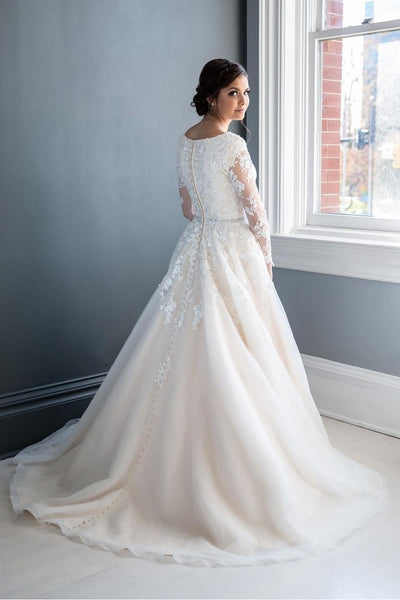 bride-modest-wedding-dress-with-lace-long-sleeves-1