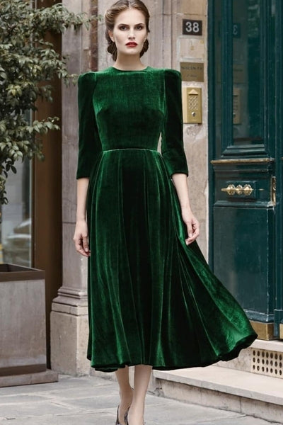British-Style Velvet Green Short Evening Dress with Sleeves