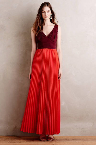 contrast-color-long-evening-gowns-with-pleated-chiffon-skirt
