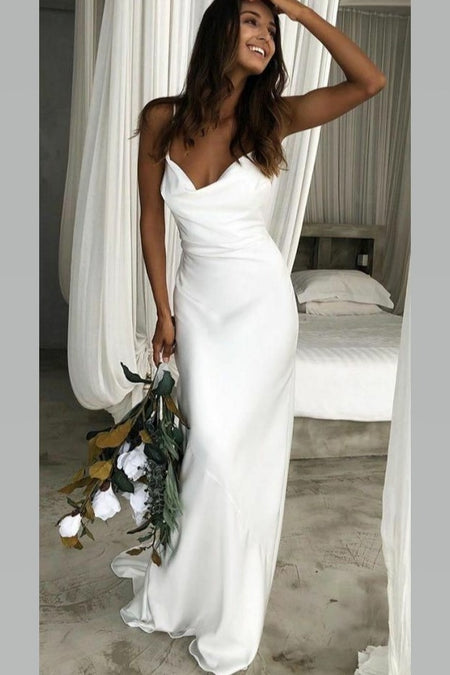 V-neckline Simple Boho Beach Wedding Dress Organza