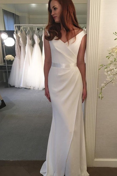 elegant-v-neckline-wedding-gown-with-ribbon-belt