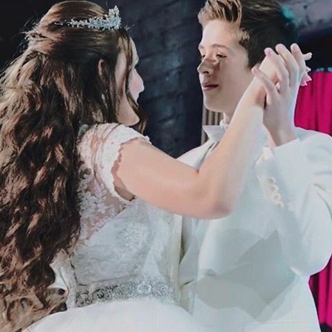 Lace Tulle Skirt Outdoor Wedding Gown Princess Bridal Dresses