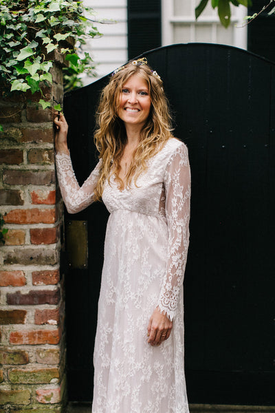 Floor-Length Vintage Lace Wedding Dress Long Sleeves loveangeldress Floor-Length Vintage Lace Wedding Dress Long Sleeves loveangeldress