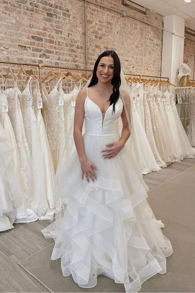 glamorous-fall-wedding-dress-with-horsehair-skirt-2