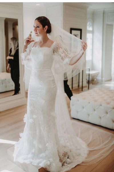 Lace Flowers Sheath Wedding Gown with Flared Sleeves