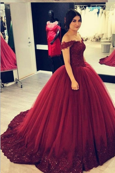 Sweetheart Lace Backless Princess Ball Gown Wedding Dresses