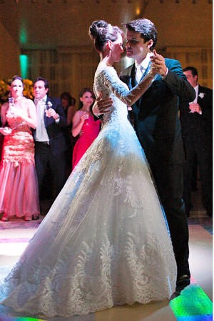 off-the-shoulder-lace-wedding-dresses-with-long-sleeves-4