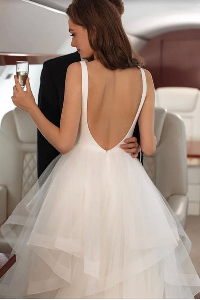 plunging-sleeveless-wedding-gown-with-horsehair-tulle-skirt-1
