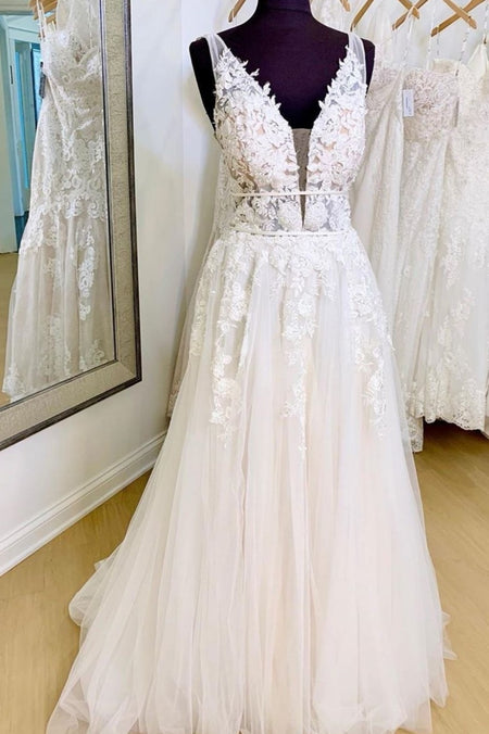 Lace Sweetheart Champagne Wedding Gown with Split Side