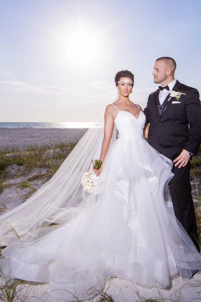 refined-backless-bridal-dresses-wedding-tulle-horsehair-skirt