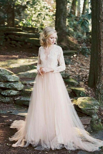 Scalloped Lace V-neck Blush Wedding Dress Long Sleeves vestido de casa –  loveangeldress