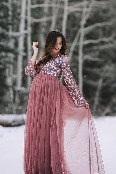 Simple Long-Sleeve Maternity Gown with Mini Train