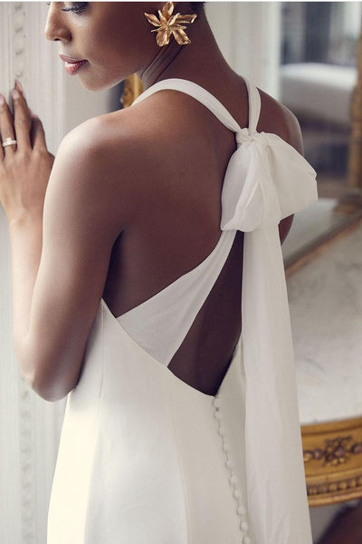 simple-halter-bridal-gown-for-beach-weddings-1