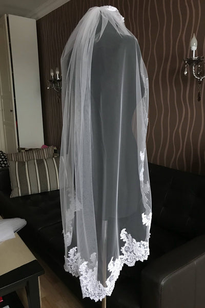soft-tulle-1-layer-bridal-lace-veil-fingertip-length-2