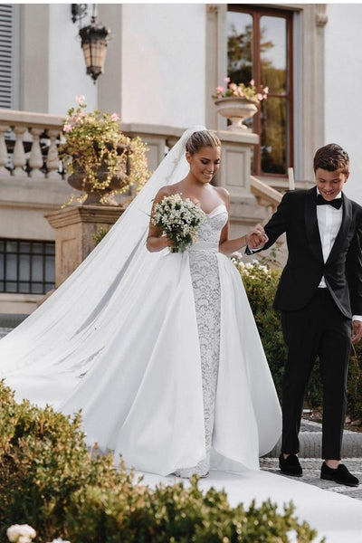 Sweetheart Lace Royal Wedding Gown with Long Satin Train