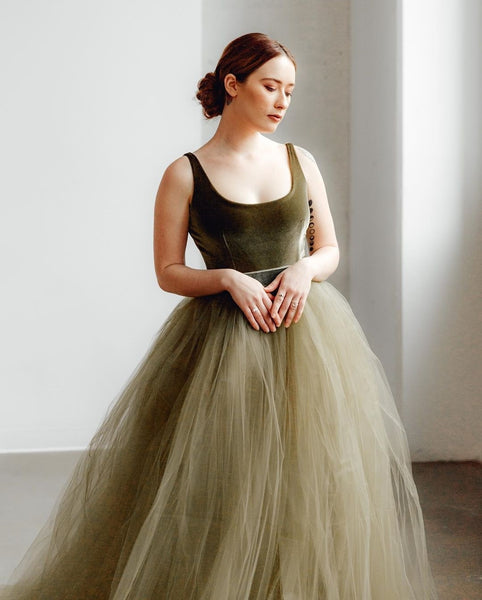 velvet-tank-top-prom-dresses-with-tulle-skirt-1