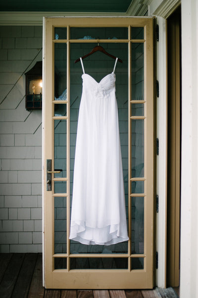white-chiffon-long-wedding-dress-for-golf-course-2