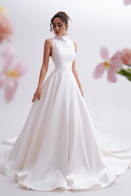 Simple Cathedral Length Tulle Wedding Veil