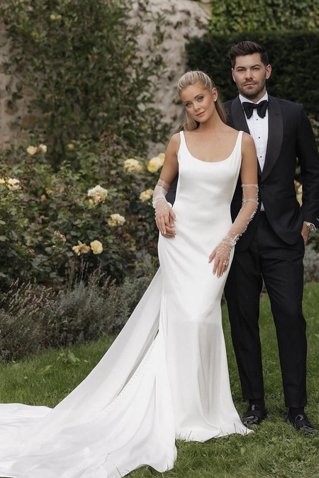 2024 Modern A-line Wedding Dress with Pockets