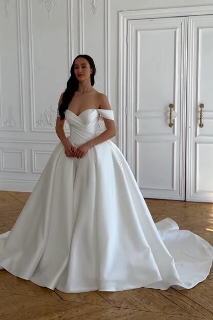 Simple Cathedral Length Tulle Wedding Veil