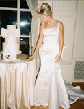      square-neck-princess-wedding-gown-with-bow-train-3