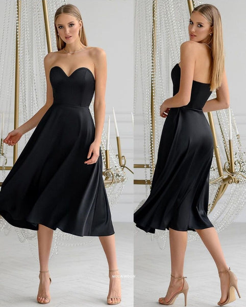 Sweetheart Black Short Homecoming Dress Simple Style