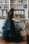 2021-black-wedding-dresses-with-horsehair-skirt-1
