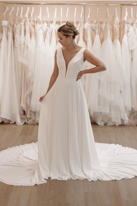 Simple Satin Traditional Wedding Dresses with V-neckline