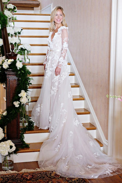 3d-floral-lace-long-sleeves-bridal-gown-with-v-neckline