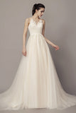 a-line-tulle-beach-wedding-dresses-with-lace-bodice-2