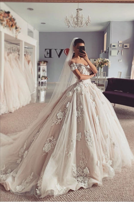 Boho Lace Long Sleeves Wedding Gown Two Pieces