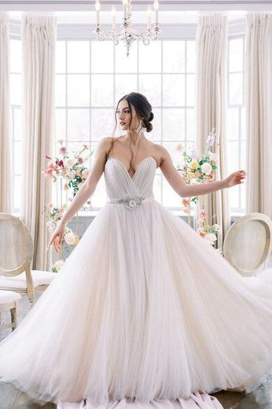 backless-tulle-wedding-dress-with-flower-beaded-belt