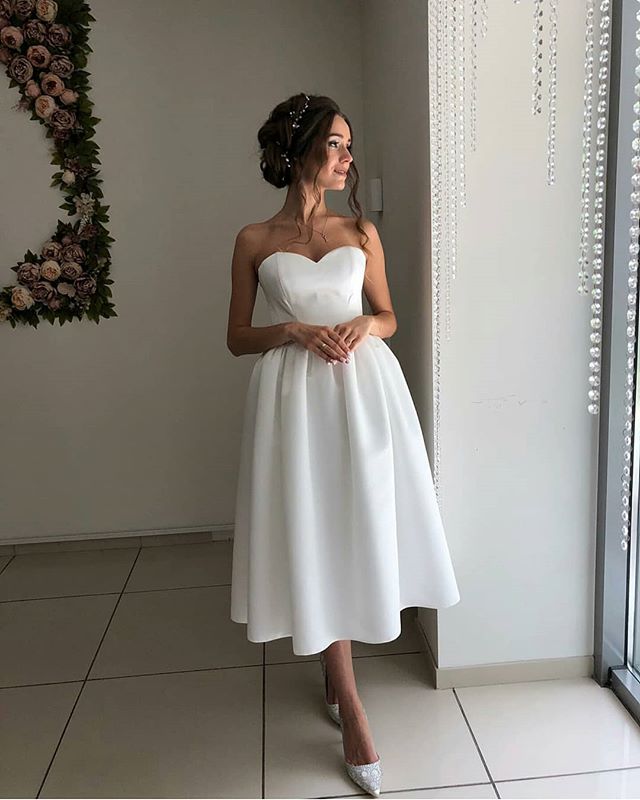 bandeau-sweetheart-tea-length-bridal-dress-for-casual-wedding-1