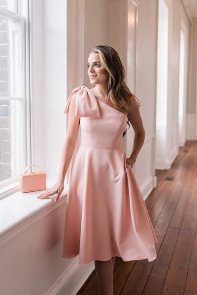 bow-one-shoulder-pink-bridesmaid-dresses-knee-length-1