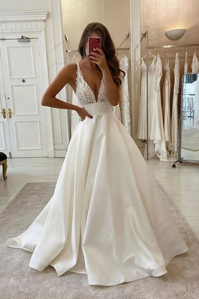 chic-lace-satin-wedding-gown-with-plunging-neckline