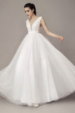 chic-v-neckline-wedding-gown-with-dotted-tulle-skirt