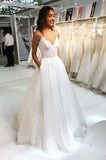 classic-tulle-a-line-wedding-gown-with-lace-bodice