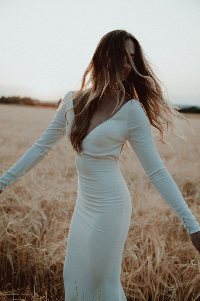 close-fitting-simple-long-sleeves-bridal-dresses-open-back-1