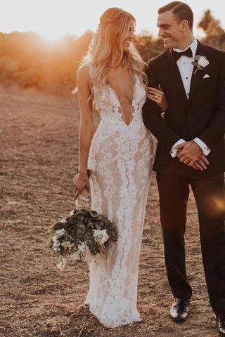 Deep V-neck Lace Boho Wedding Dress with Cut Hem – loveangeldress