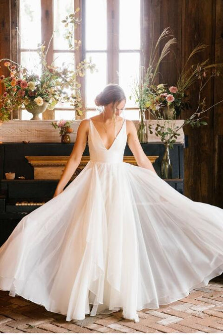 V-neckline Simple Boho Beach Wedding Dress Organza