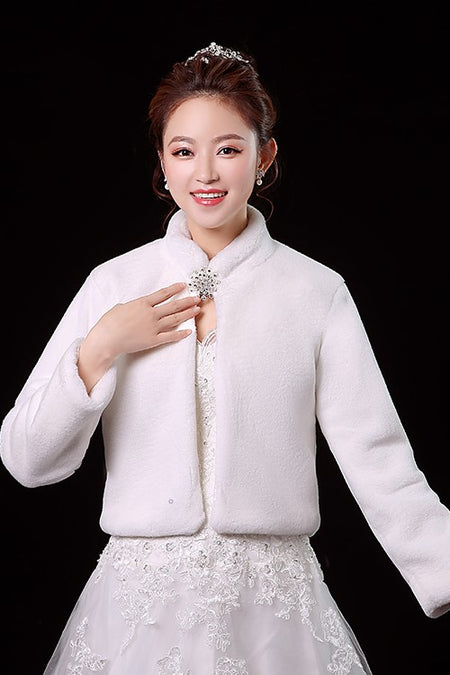 Short Sleeves Bridal Wedding Jackets Bolero with Beaded Lace